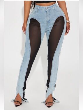 Switching Gears Stretch Split Hem Bootcut Jeans - Light Wash
